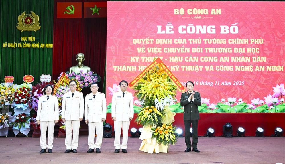 Đại học Kỹ thuật - Hậu cần Công an nhân dân