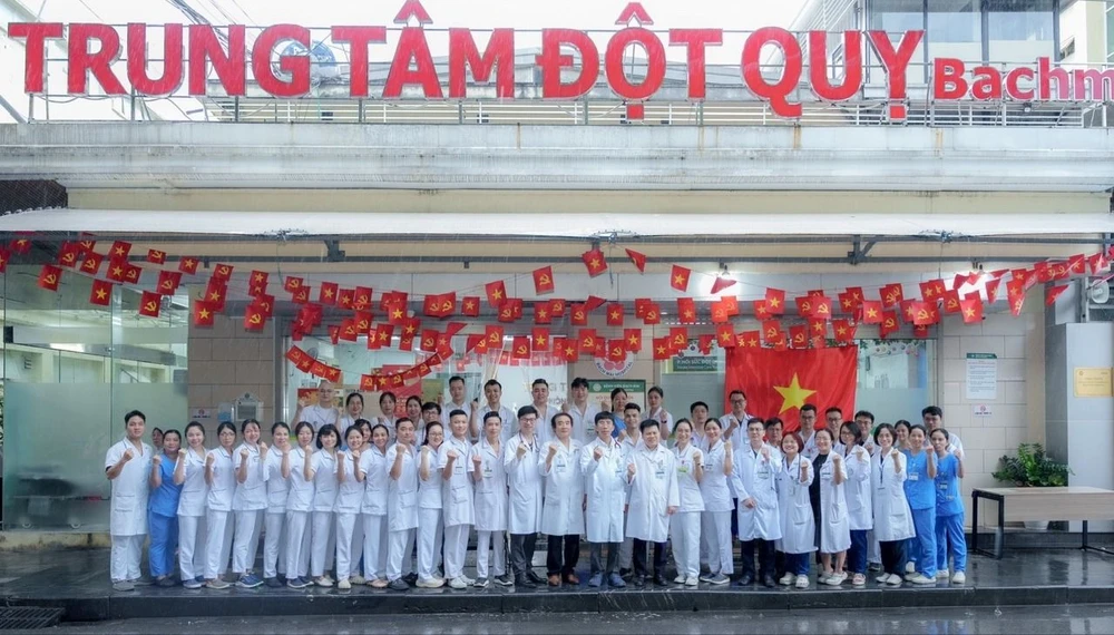 trung tâm đột quỵ.jpg