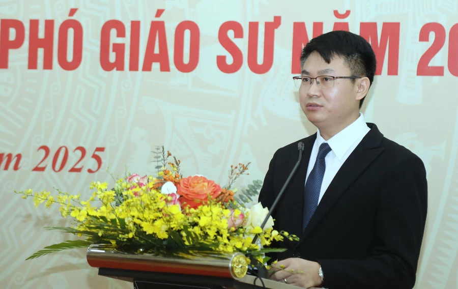 giáo sư trẻ nhất ngành giáo dục.jpg