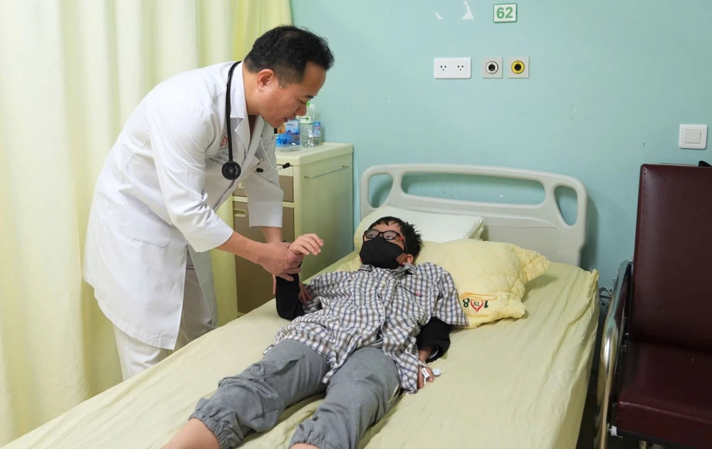 đột quỵ não.jpg