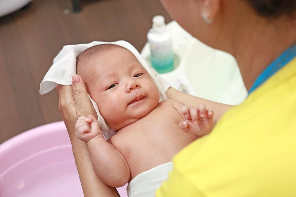 nước tắm gội trẻ em.jpeg