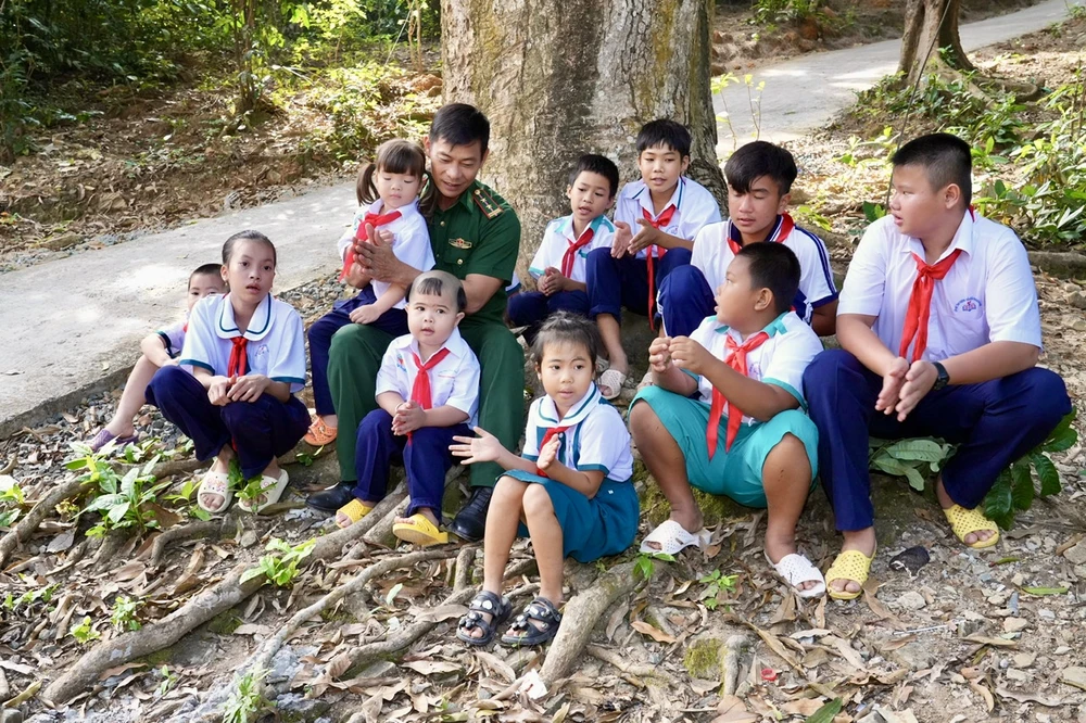 đảo hòn chuối.jpg