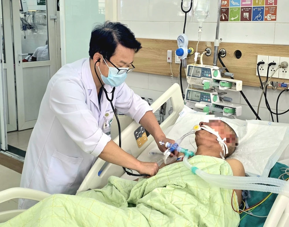 đốt than trong phòng kín.jpg