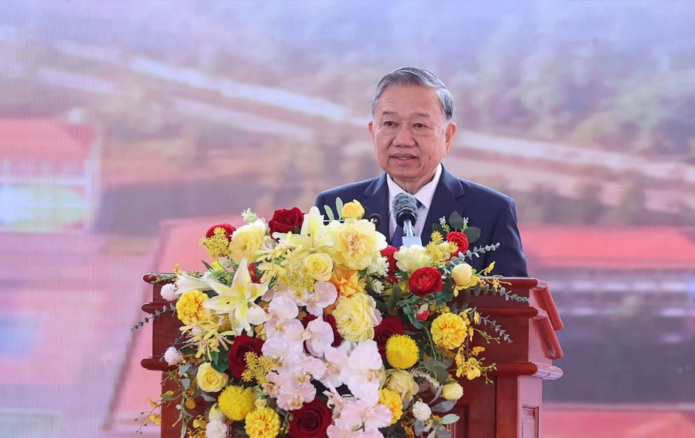 trường nội trú 2.jpg