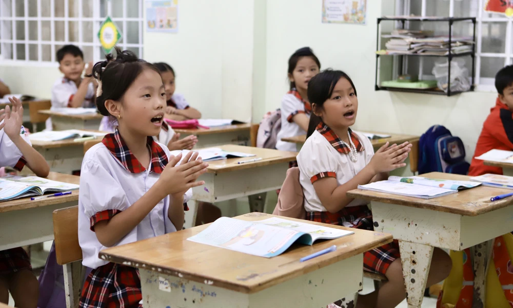 tiền sử tiêm chủng.jpg