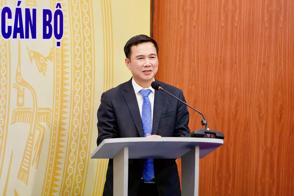 đại học quốc gia hà nội.jpg