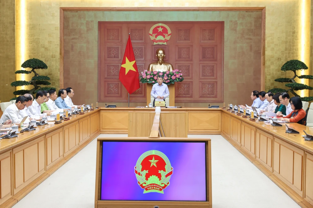 thủ tướng lê minh hưng 2.jpg