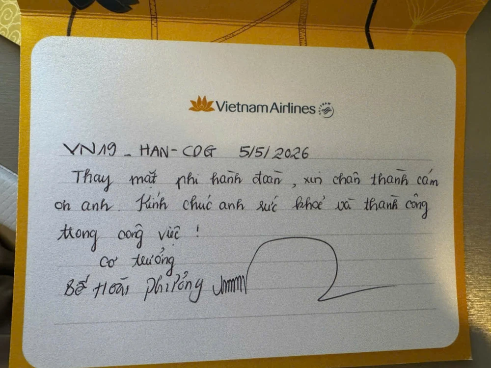 liệt mặt .jpg