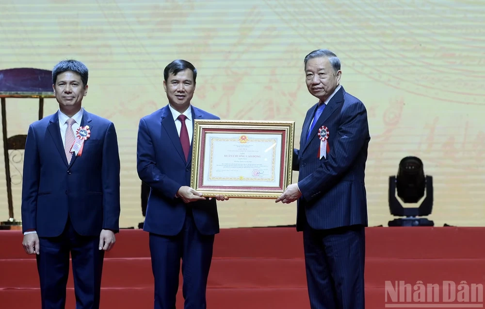 Tổng Bí thư, Chủ tịch nước Tô Lâm 0.png