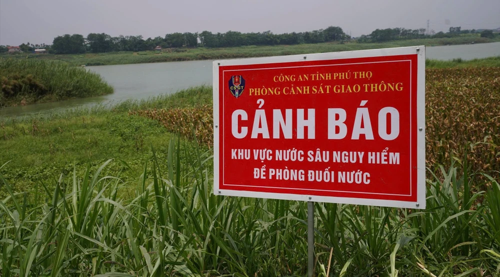 đuối nước.jpg