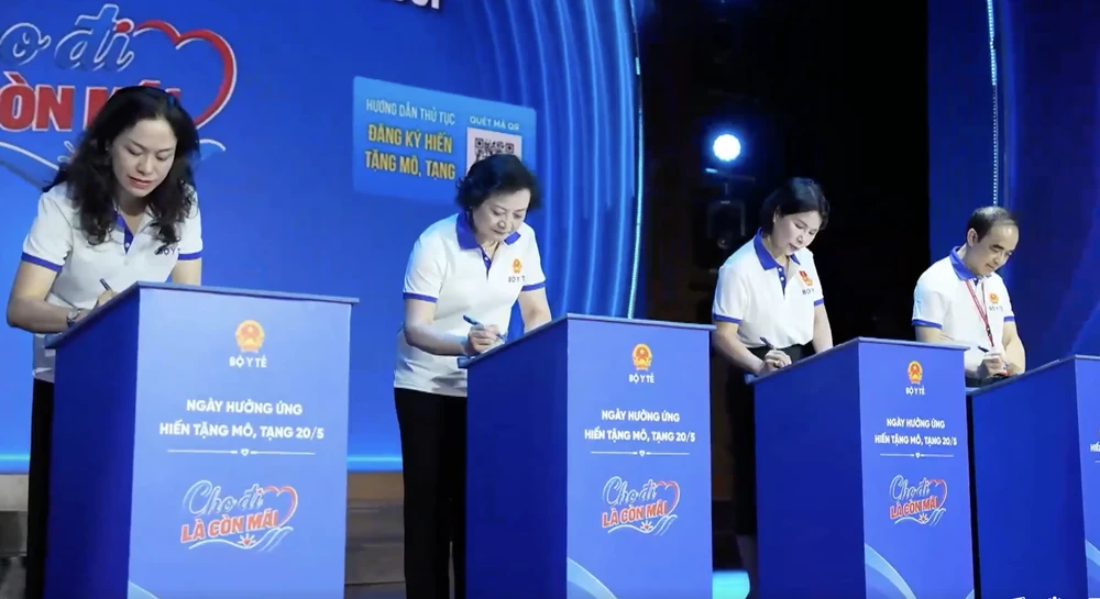 hiến tạng 1.png