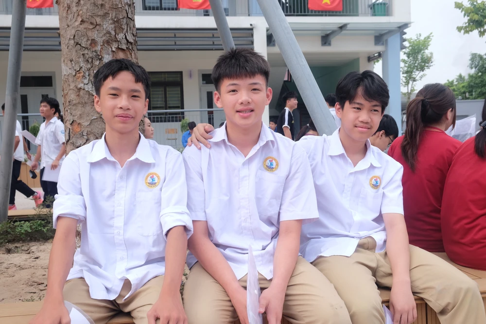 THI VÀO LỚP 10 2.JPG