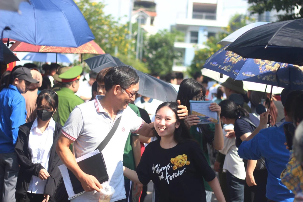 Đề Tiếng Anh thi lớp 10 2.jpg