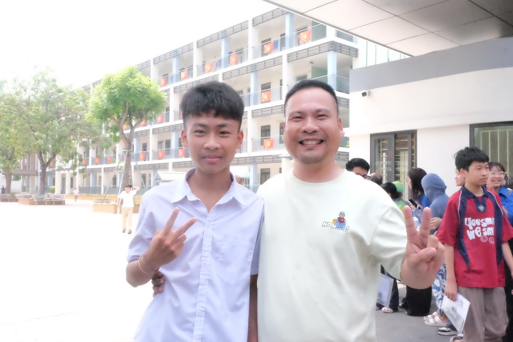 đề toán thi lớp 10 1.JPG