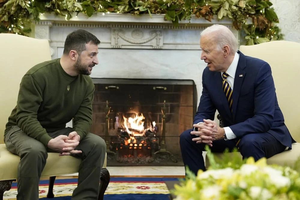 Tổng thống Zelensky (trái) và Tổng thống Joe Biden tại Nhà Trắng. Ảnh: Patrick Semansky/AP