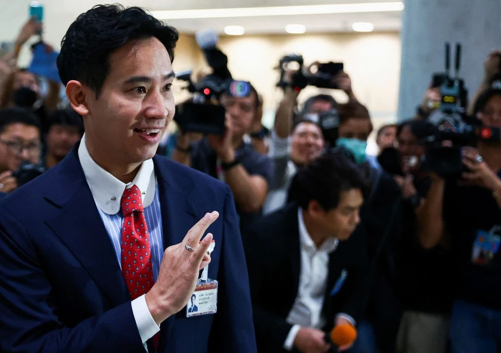 Lãnh đạo MFP - ông Pita Limjaroenrat trong ngày quốc hội Thái Lan nhóm họp bầu thủ tướng hôm 13-7. Ảnh: Athit Perawongmetha/REUTERS