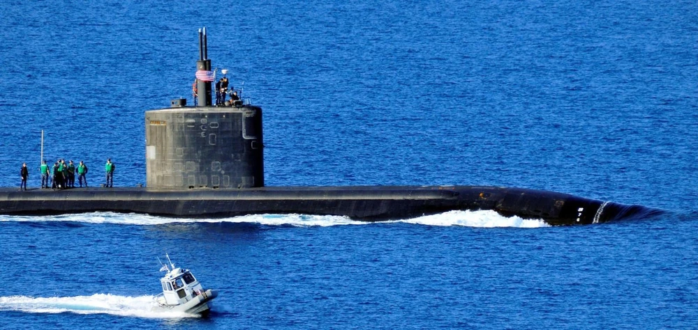 Tàu ngầm hạt nhân USS Annapolis lớp Los Angeles của Mỹ. Ảnh: SEAFORCES