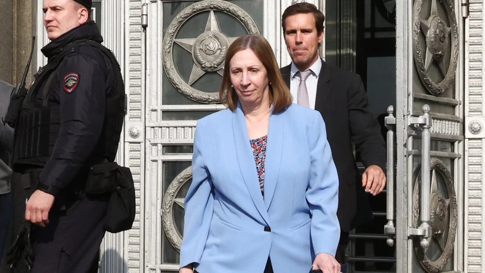 Nga triệu tập đại sứ Mỹ, dọa trục xuất các nhà ngoại giao Washington