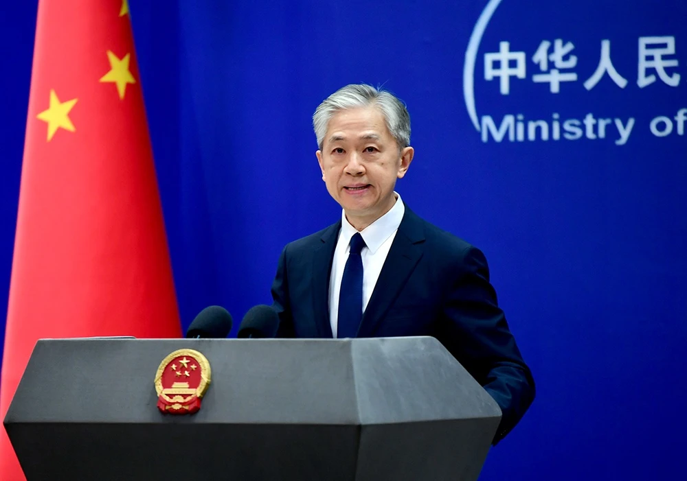 bãi Cỏ Mây - Trung Quốc - Philippines.jpeg