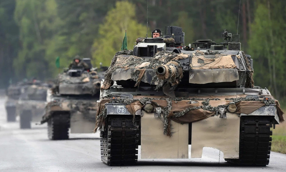 xe tăng Leopard 2A6.jpg