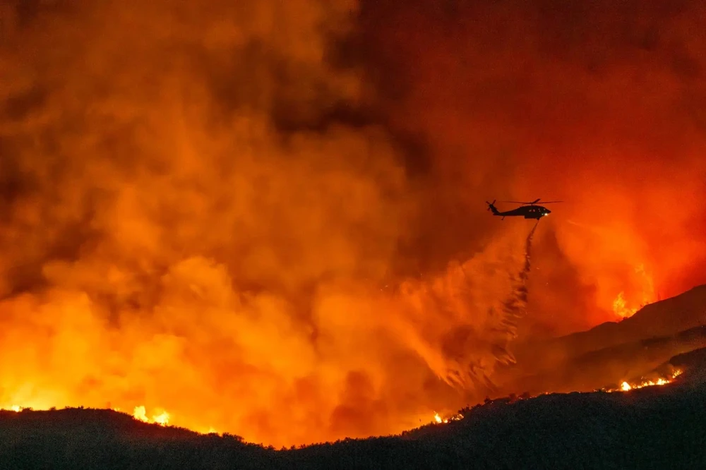Cháy rừng ở Los Angeles.jpg