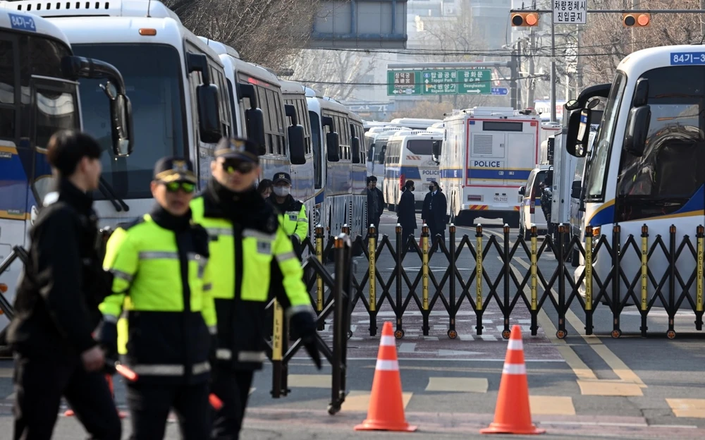 toà hiến pháp HQ.jpg