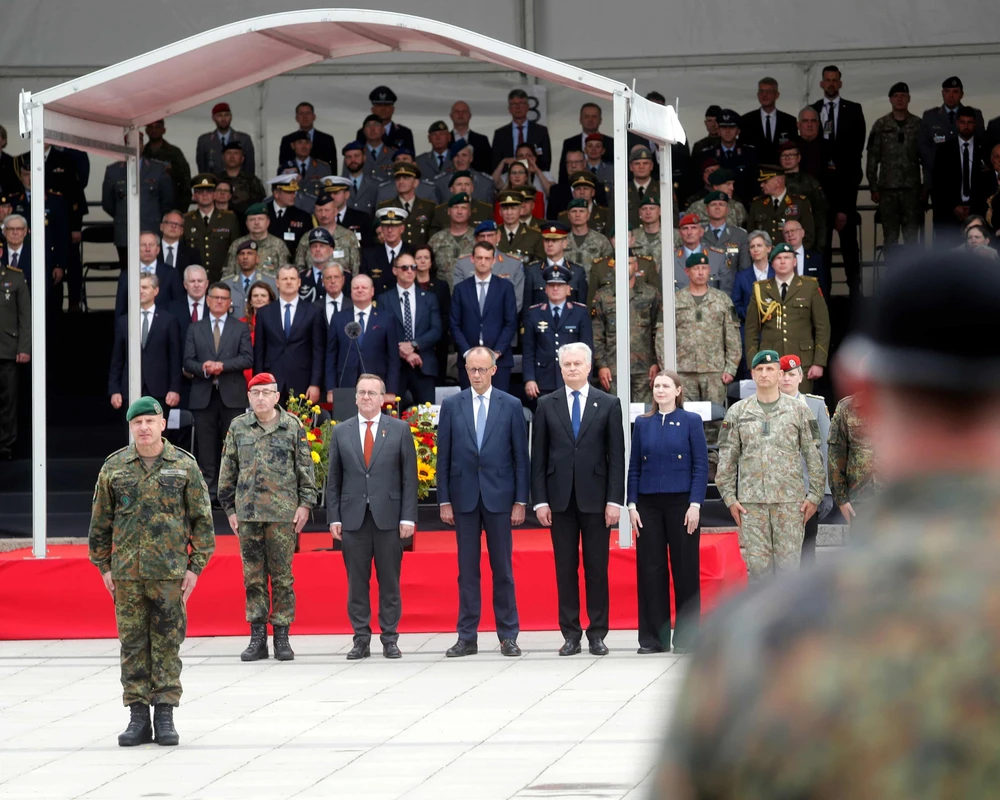 Đức triển khai lữ đoàn đồn trú thường trực ở nước ngoài