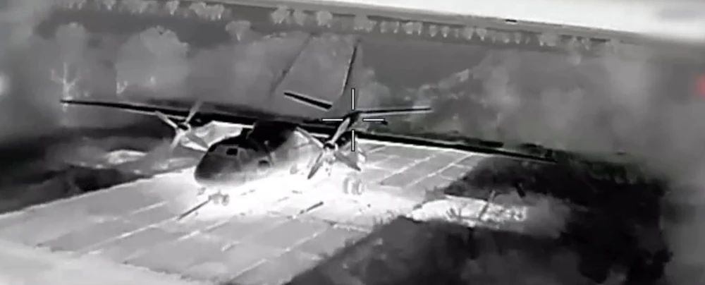 máy bay Nga ở bán đảo Crimea