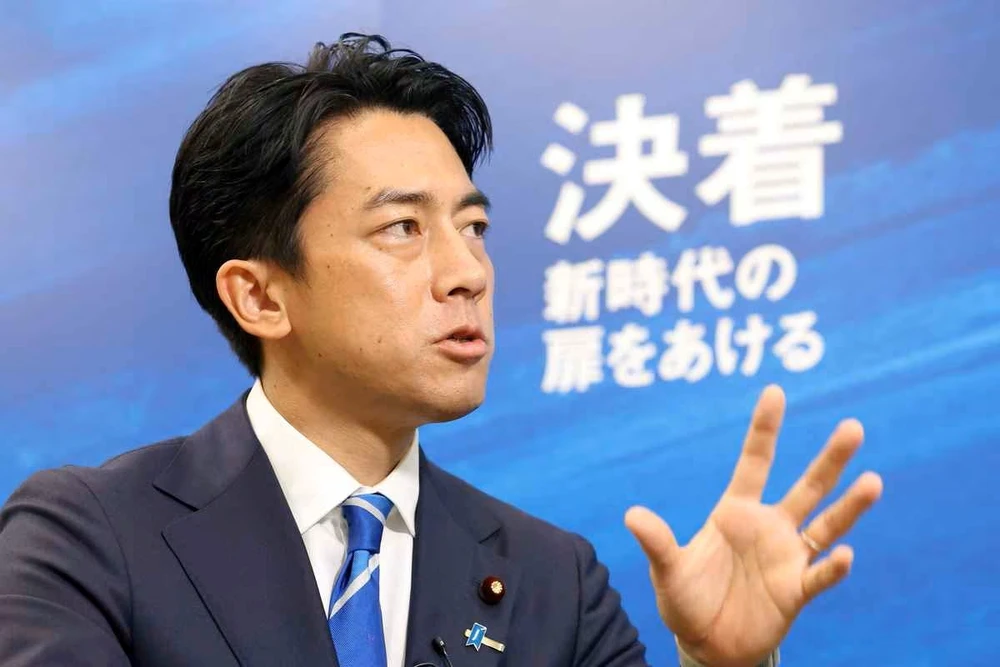 Shinjiro-Koizumi-Sankei-intervie.jpg