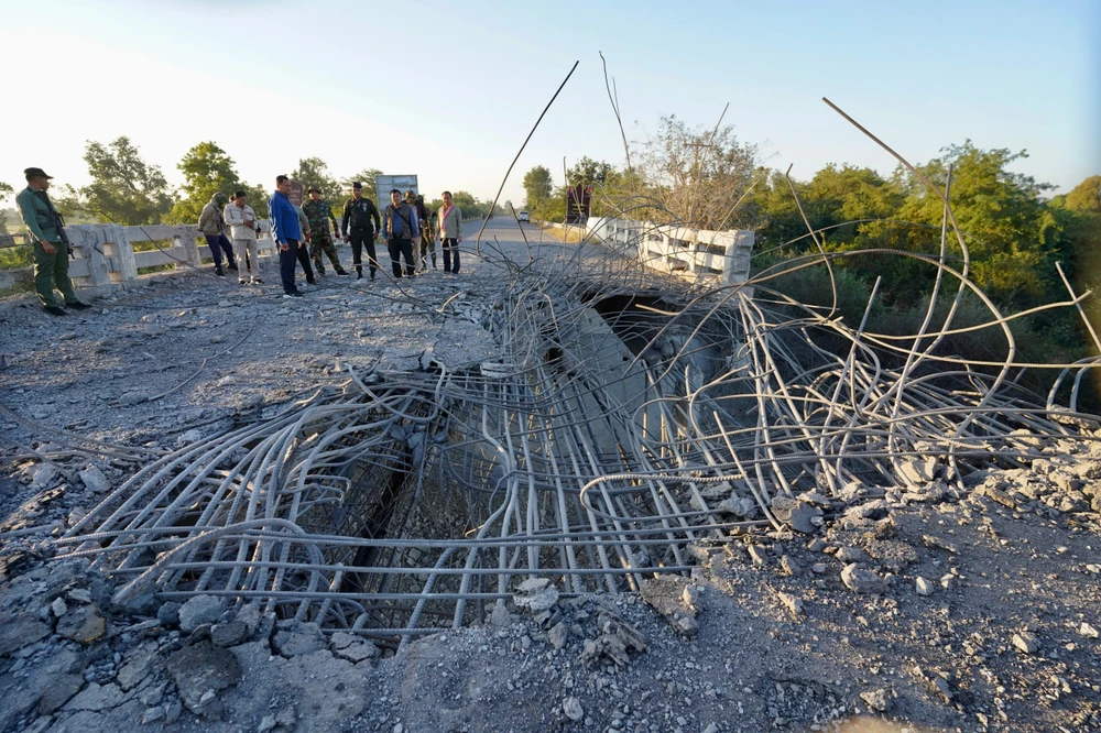 giao tranh Thái Lan Campuchia.jpg