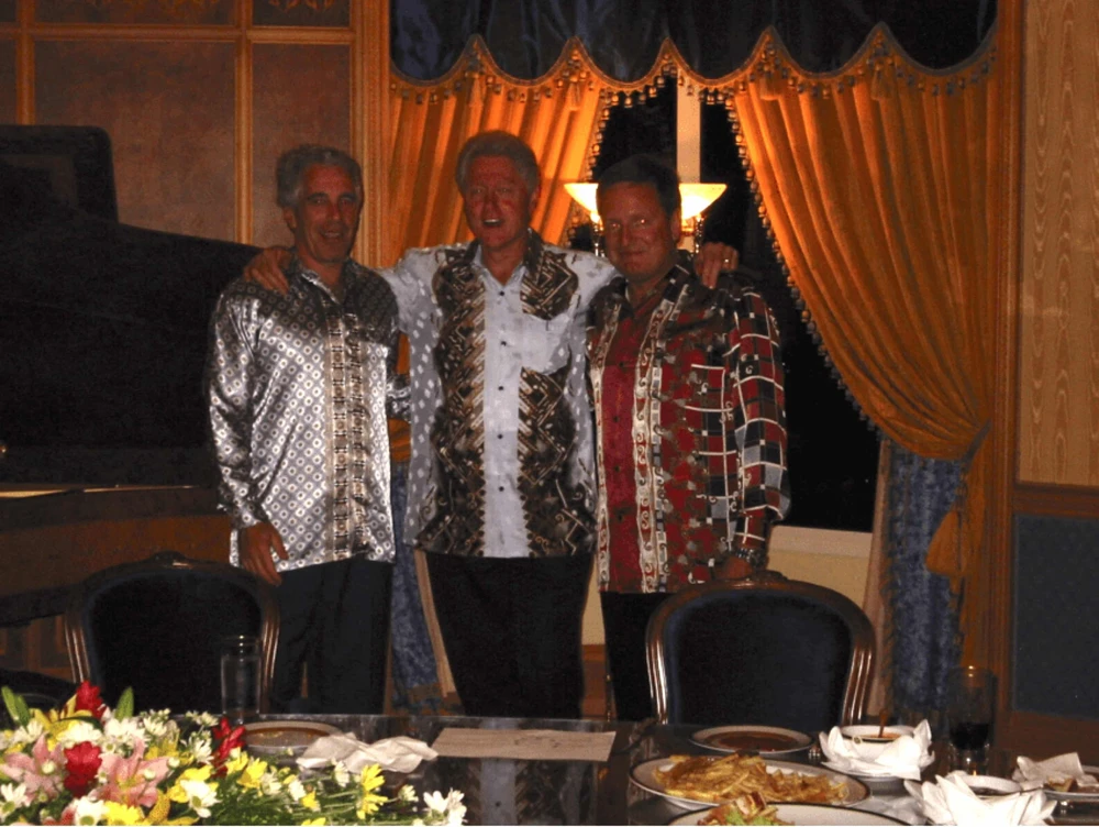 tỉ phú ấu dâm Epstein.jpg