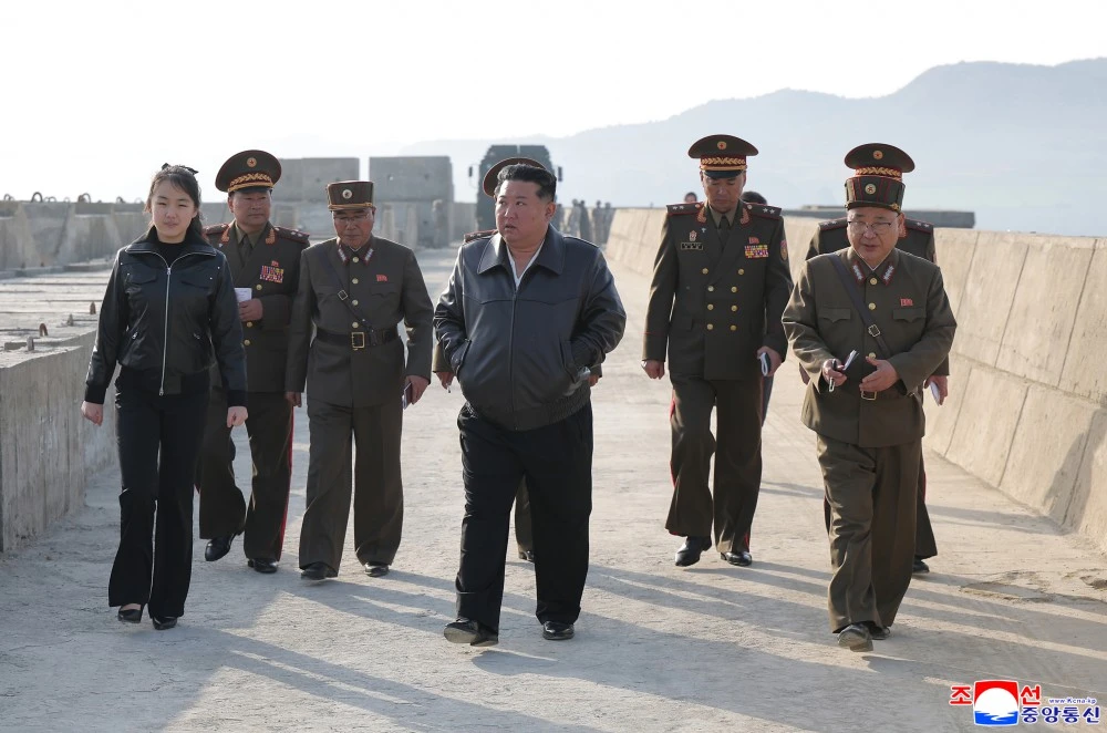 Triều Tiên phóng tên lửa7.jpg