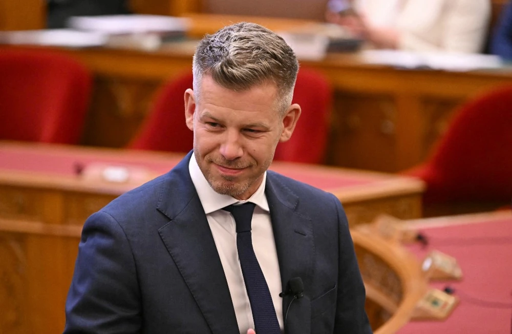 Tân thủ tướng Hungary tuyên thệ nhậm chức.jpg