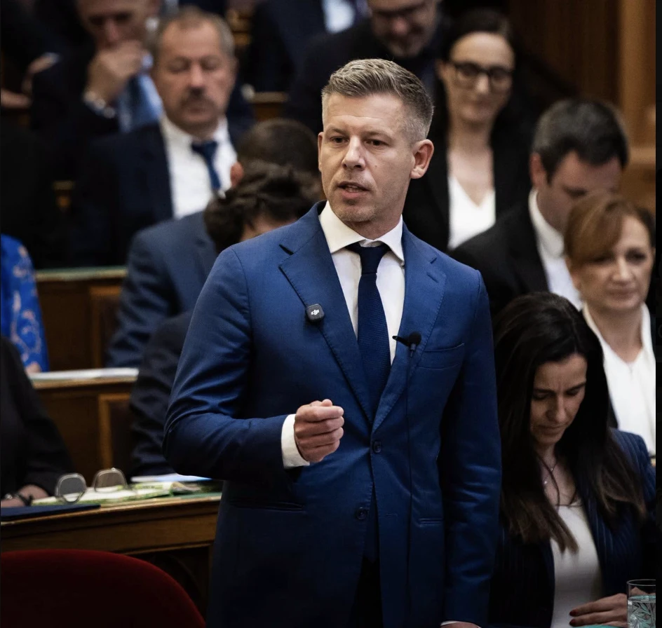 Thủ tướng Hungary xúc tiến kế hoạch phế truất tổng thống.png