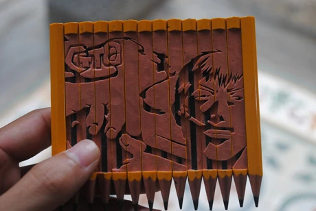 Hình khắc những nhân vật hoạt hình trên nhiều cây bút chì.