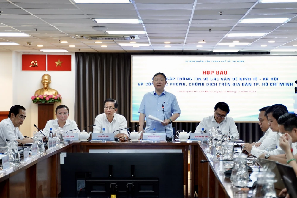 Phó Chủ tịch UBND TP.HCM Dương Anh Đức thông tin về tình hình TP đầu năm. Ảnh: BP