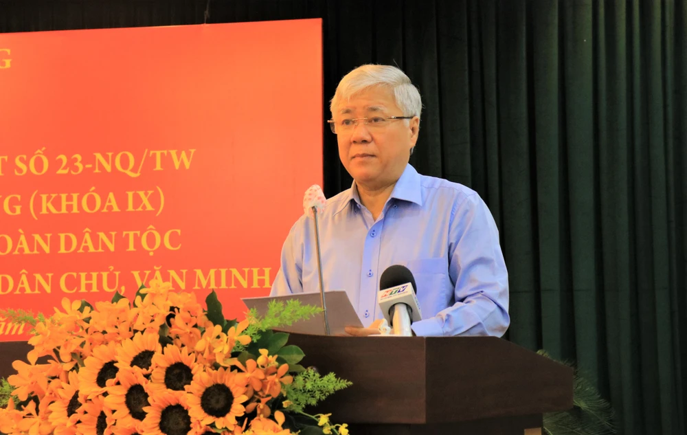 Bí thư Trung ương Đảng, Chủ tịch Ủy ban Trung ương MTTQ Việt Nam Đỗ Văn Chiến phát biểu khai mạc hội thảo. Ảnh: VÕ THƠ Bí thư Trung ương Đảng, Chủ tịch Ủy ban Trung ương MTTQ Việt Nam Đỗ Văn Chiến phát biểu khai mạc hội thảo. Ảnh: VÕ THƠ