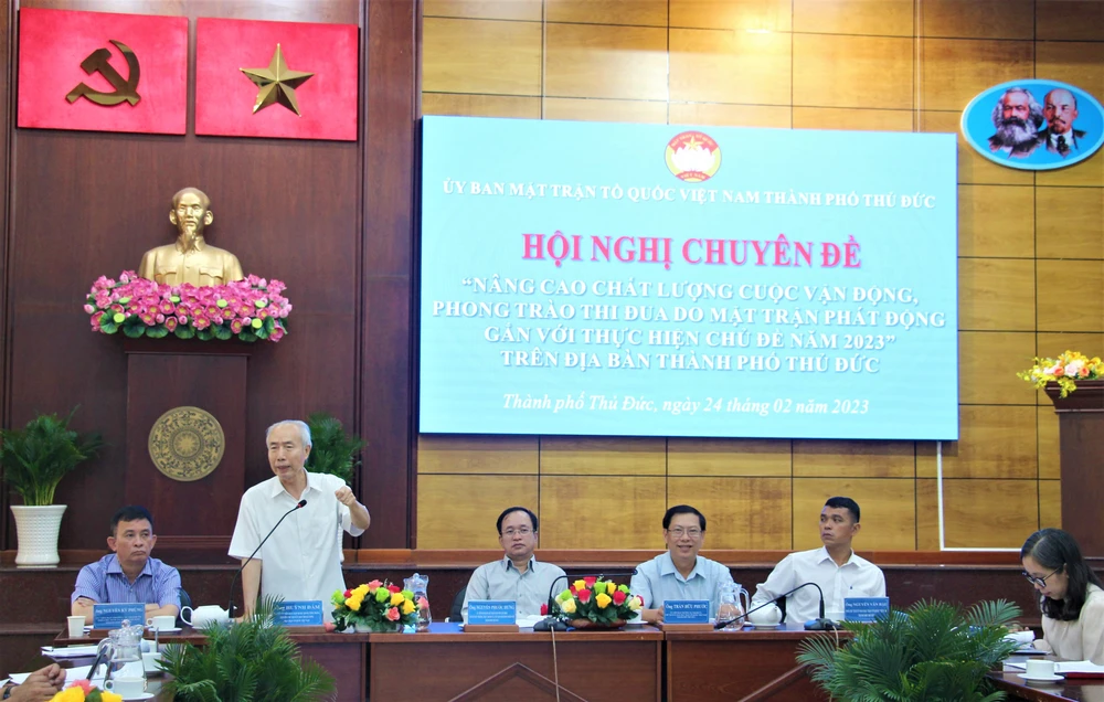 Nguyên Chủ tịch Ủy ban Trung ương MTTQ Việt Nam Huỳnh Đảm chia sẻ tại hội nghị. Ảnh: V.T