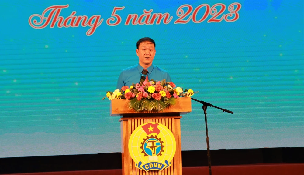 Chủ tịch Công đoàn viên chức TP Lương Tuấn Anh phát biểu tại chương trình. Ảnh: VT