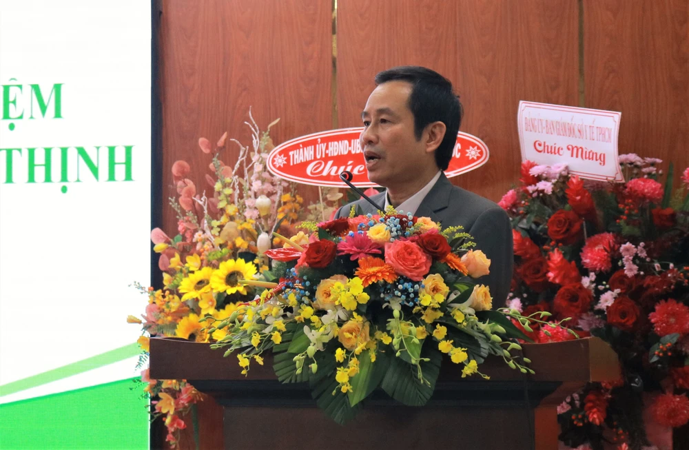 BS.CKII Trần Văn Khanh, Giám đốc Bệnh viện Lê Văn Thịnh phát biểu tại Lễ kỷ niệm. Ảnh: VT