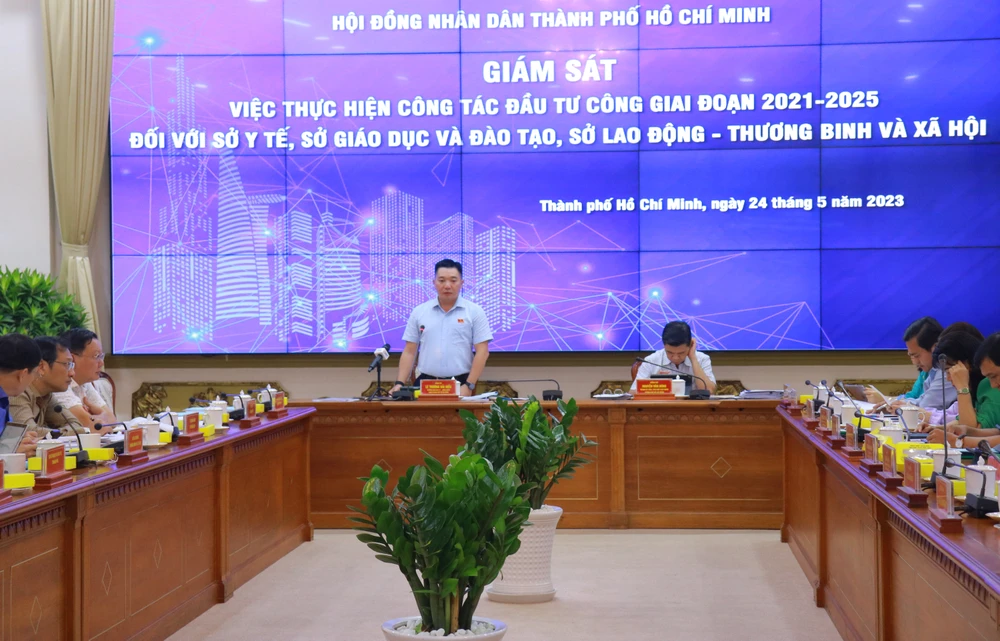 Toàn cảnh buổi làm việc. Ảnh: VT