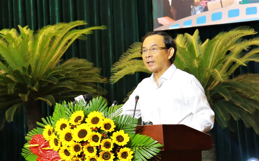 Bí Thư thành uỷ TP.HCM Nguyễn Văn Nên phát biểu tại buổi họp mặt tri ân. Ảnh: VÕ THƠ