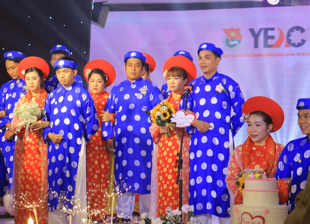 le cuoi tap the 5.JPG