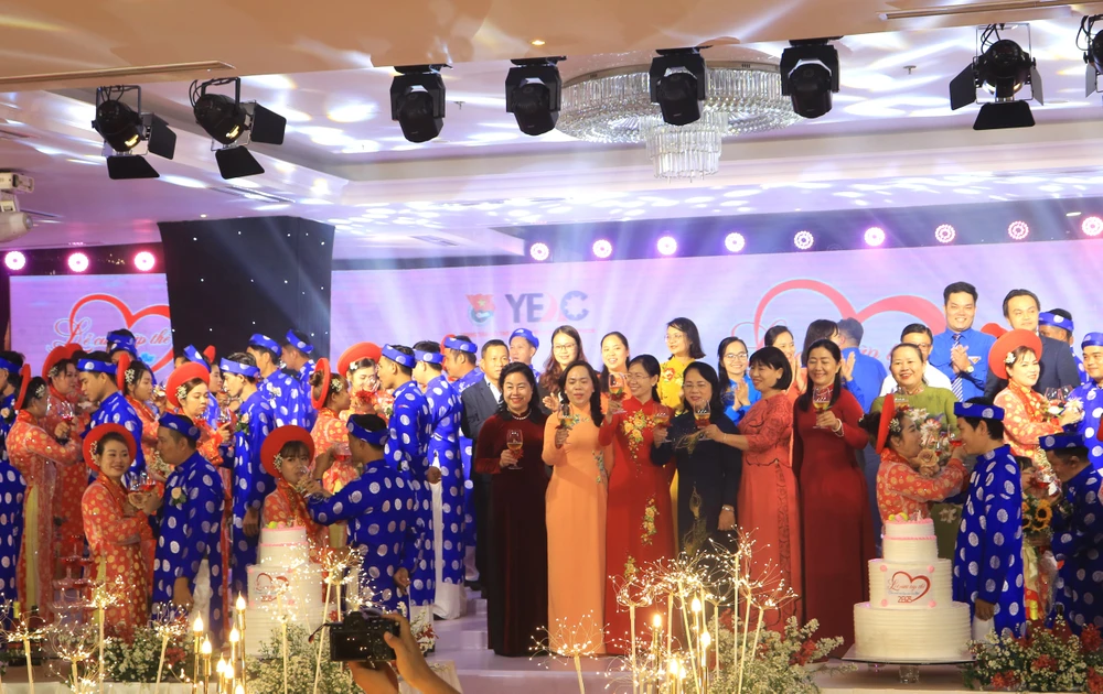 le cuoi tap the 7.JPG