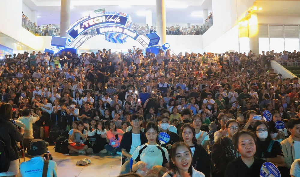 ngay hoi tan sinh vien 3.JPG