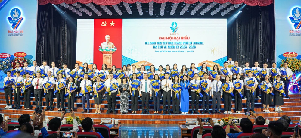 dai-hoi-sinh-vien.jpg