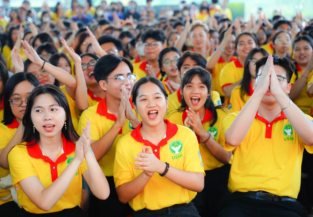 xuân tình nguyện