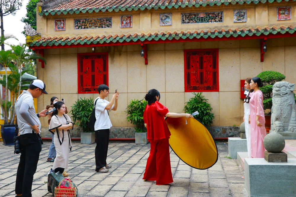 ao dai 9.JPG
