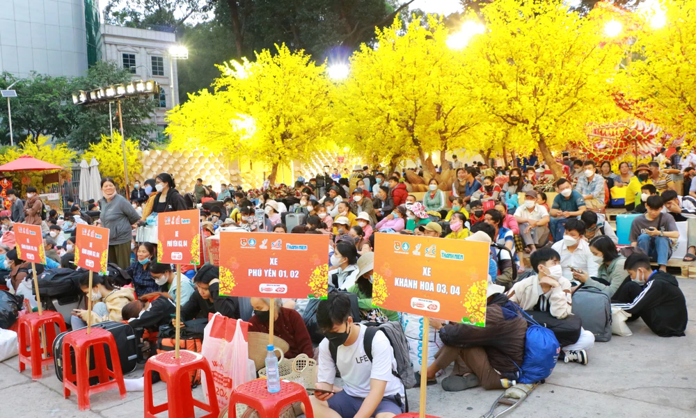 chuyen xe mua xuan 2.JPG