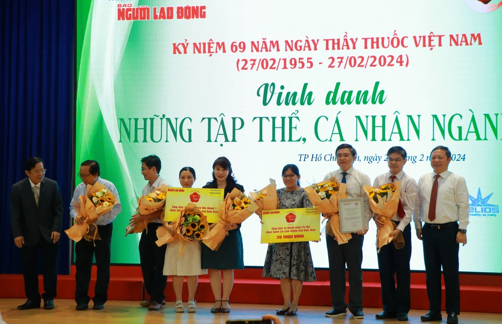 nguoi thay thuoc 8.JPG